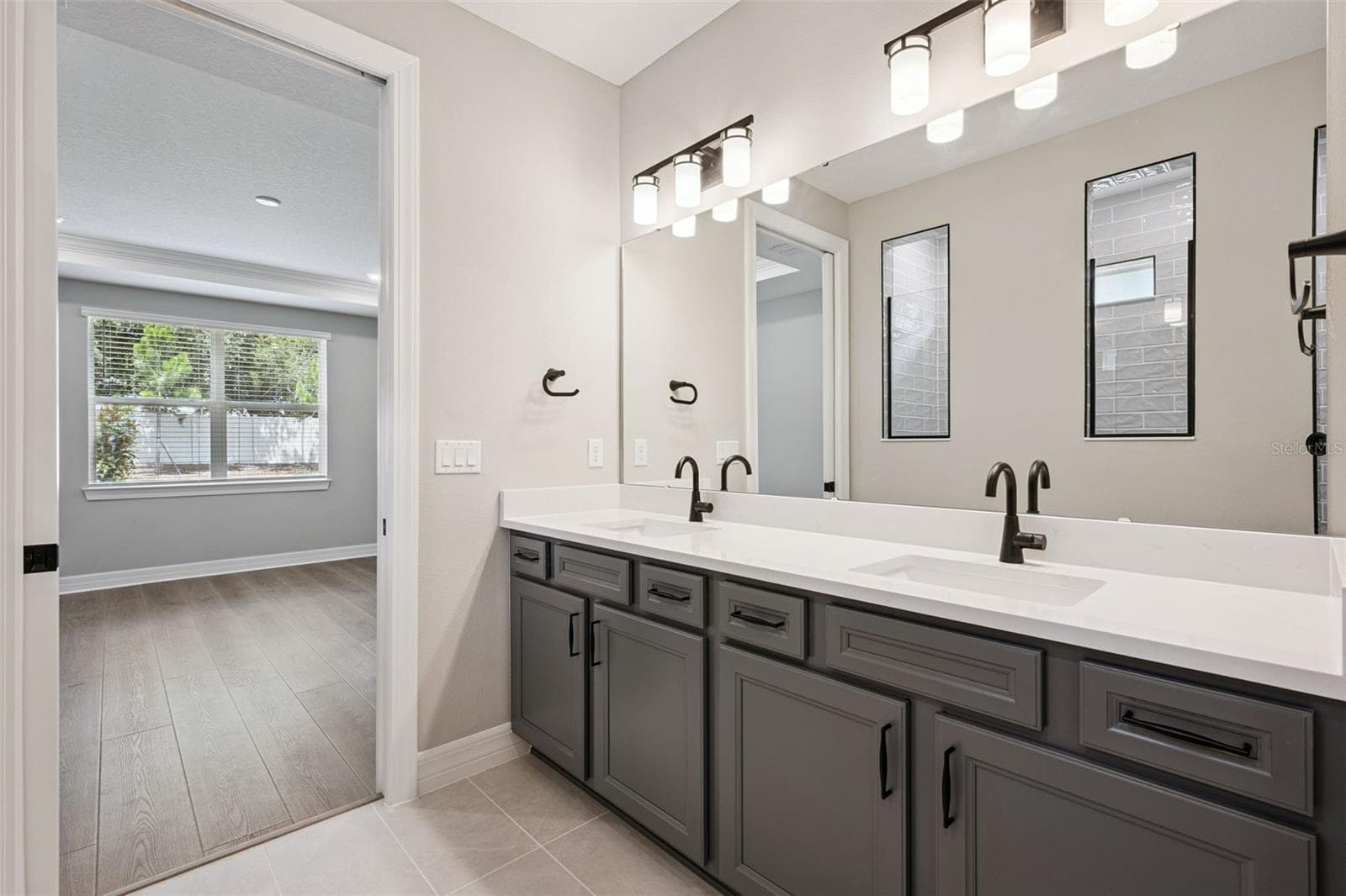 2458 DEL WEBB DRIVE — photo 21 of 61