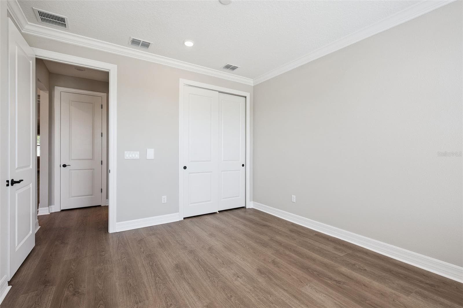 2458 DEL WEBB DRIVE — photo 24 of 61