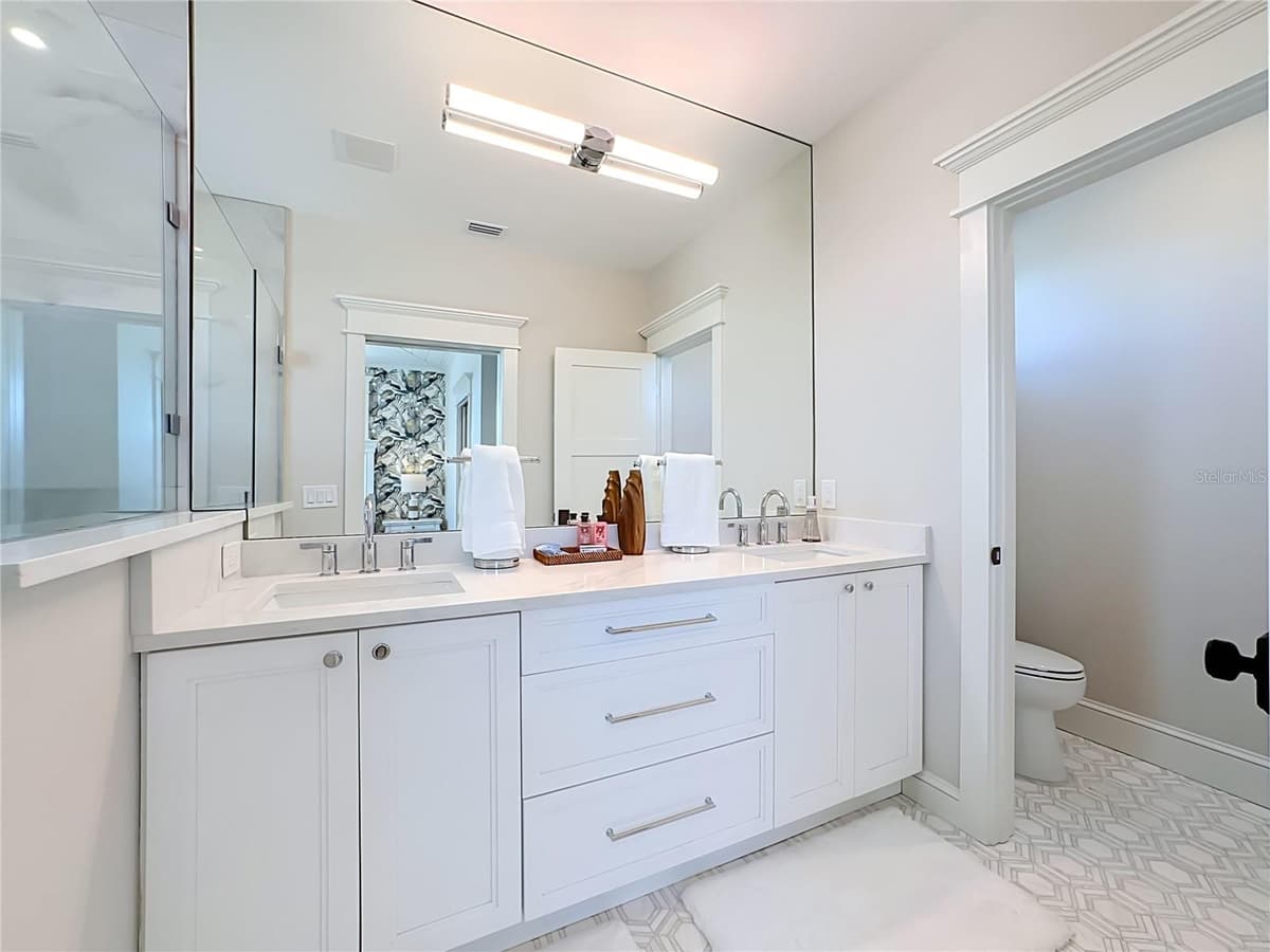 2918 GULF DRIVE — photo 43 of 92