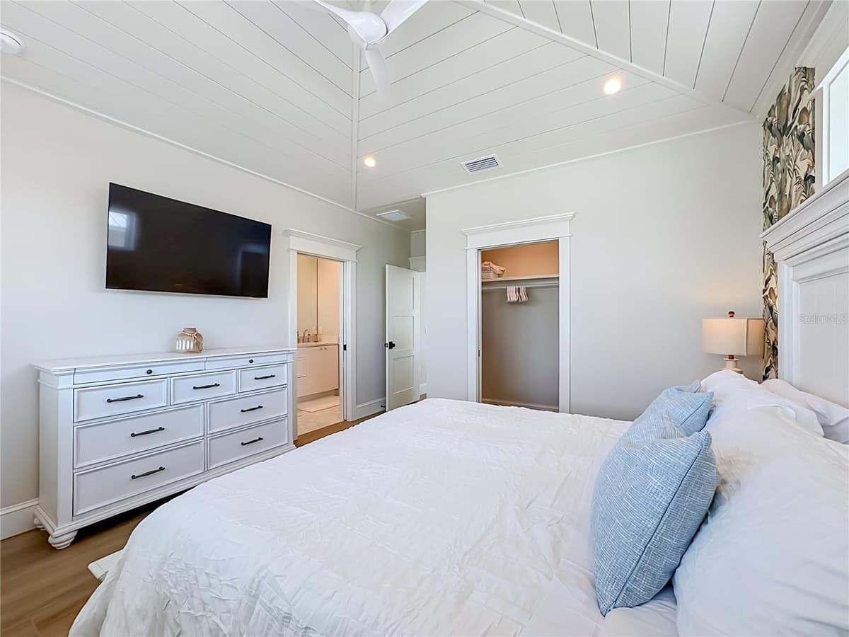 2918 GULF DRIVE — photo 41 of 92