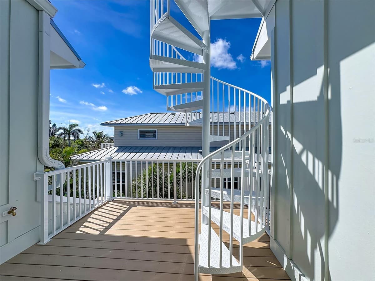 2918 GULF DRIVE — photo 58 of 92