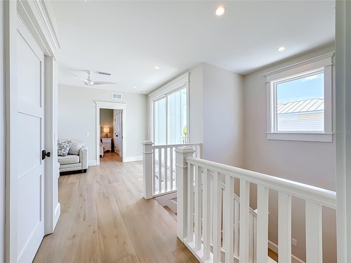 2918 GULF DRIVE — photo 24 of 92