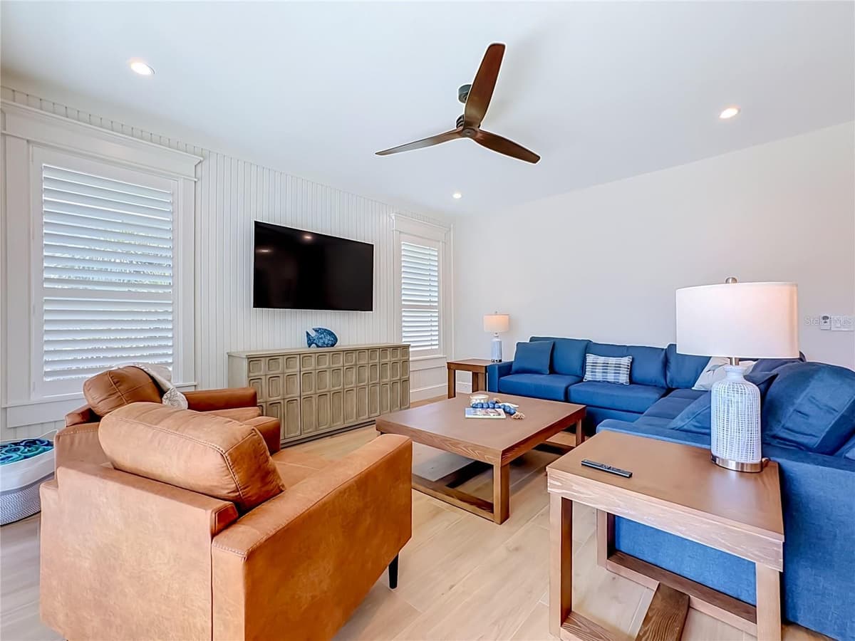 2918 GULF DRIVE — photo 10 of 92