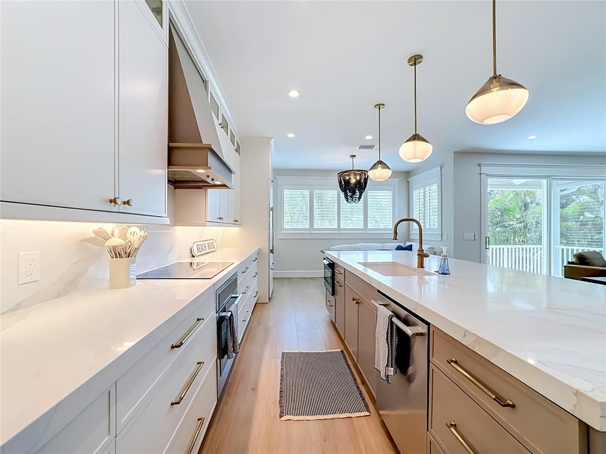 2918 GULF DRIVE — photo 19 of 92
