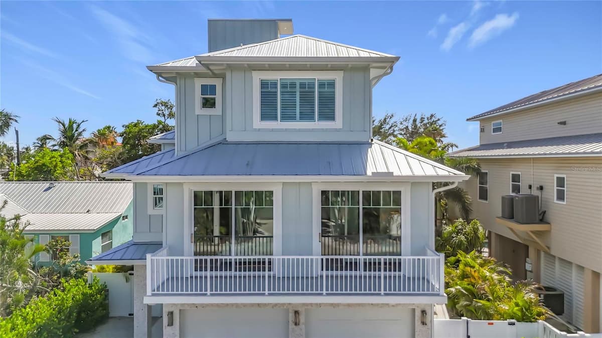 2918 GULF DRIVE — photo 3 of 92