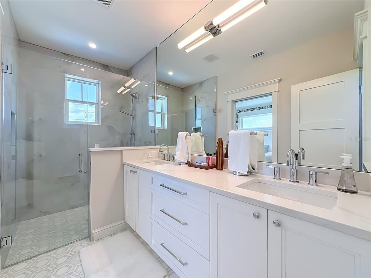2918 GULF DRIVE — photo 42 of 92