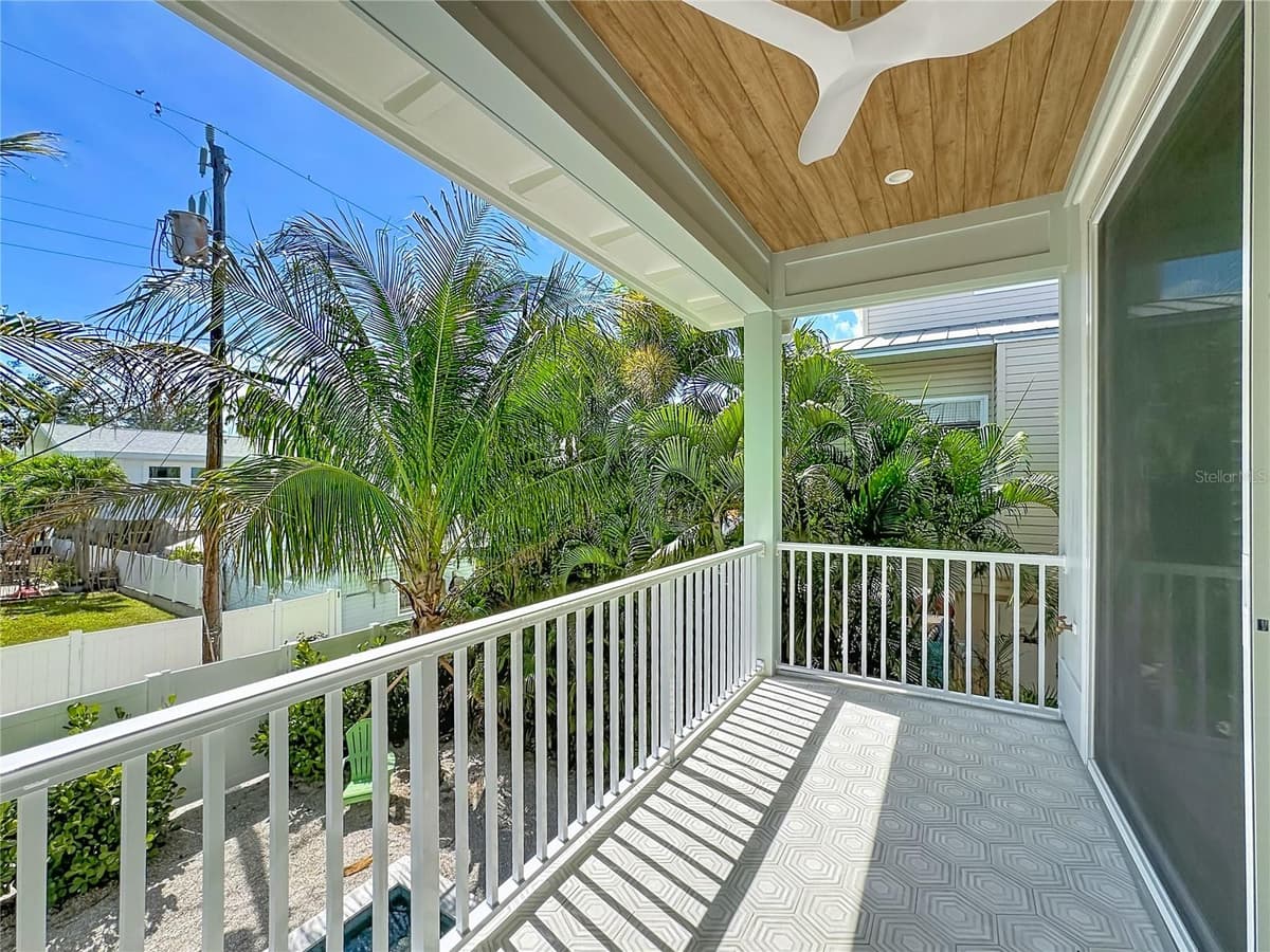 2918 GULF DRIVE — photo 57 of 92