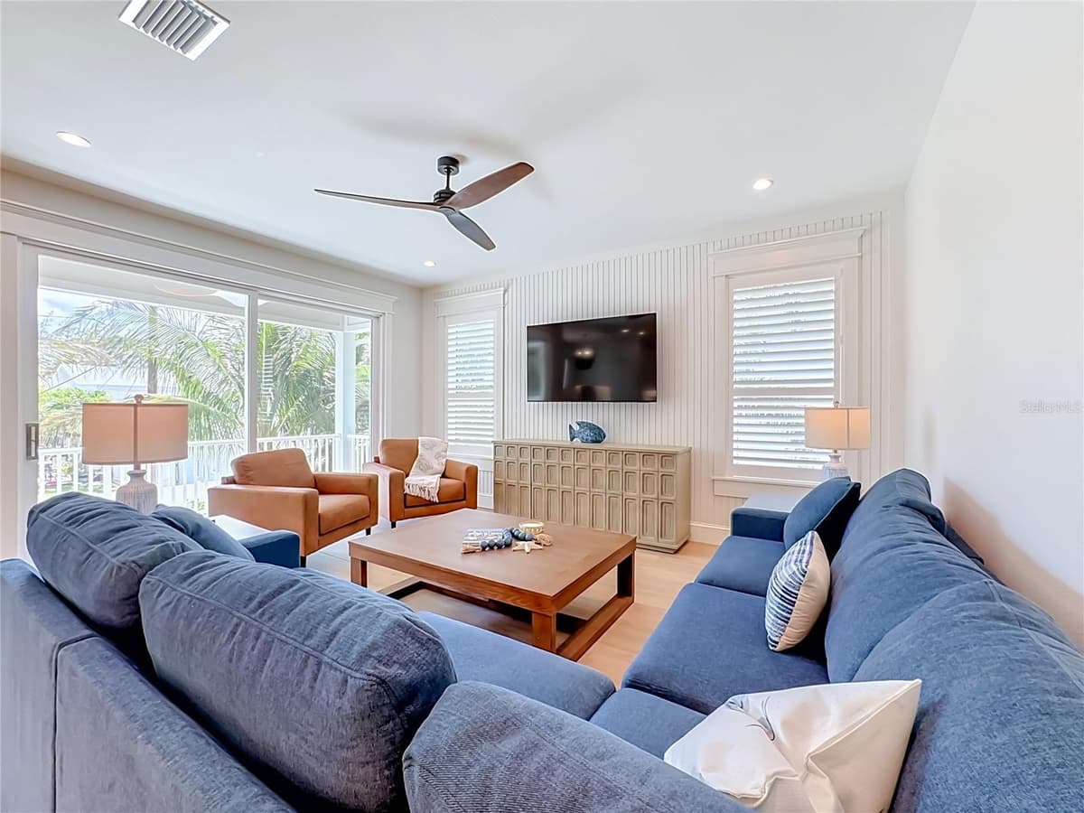 2918 GULF DRIVE — photo 7 of 92