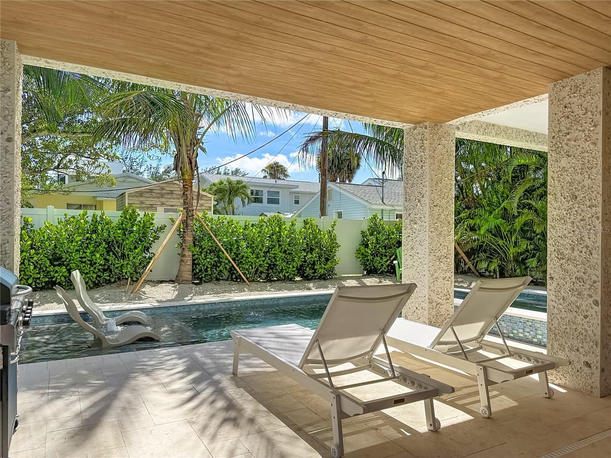 2918 GULF DRIVE — photo 69 of 92
