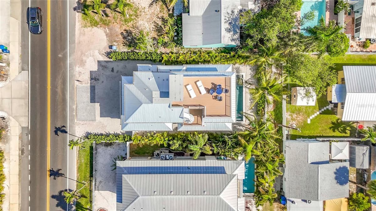 2918 GULF DRIVE — photo 84 of 92