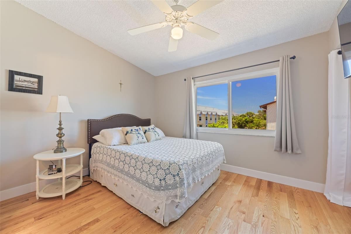 367 MADEIRA CIRCLE — photo 32 of 55