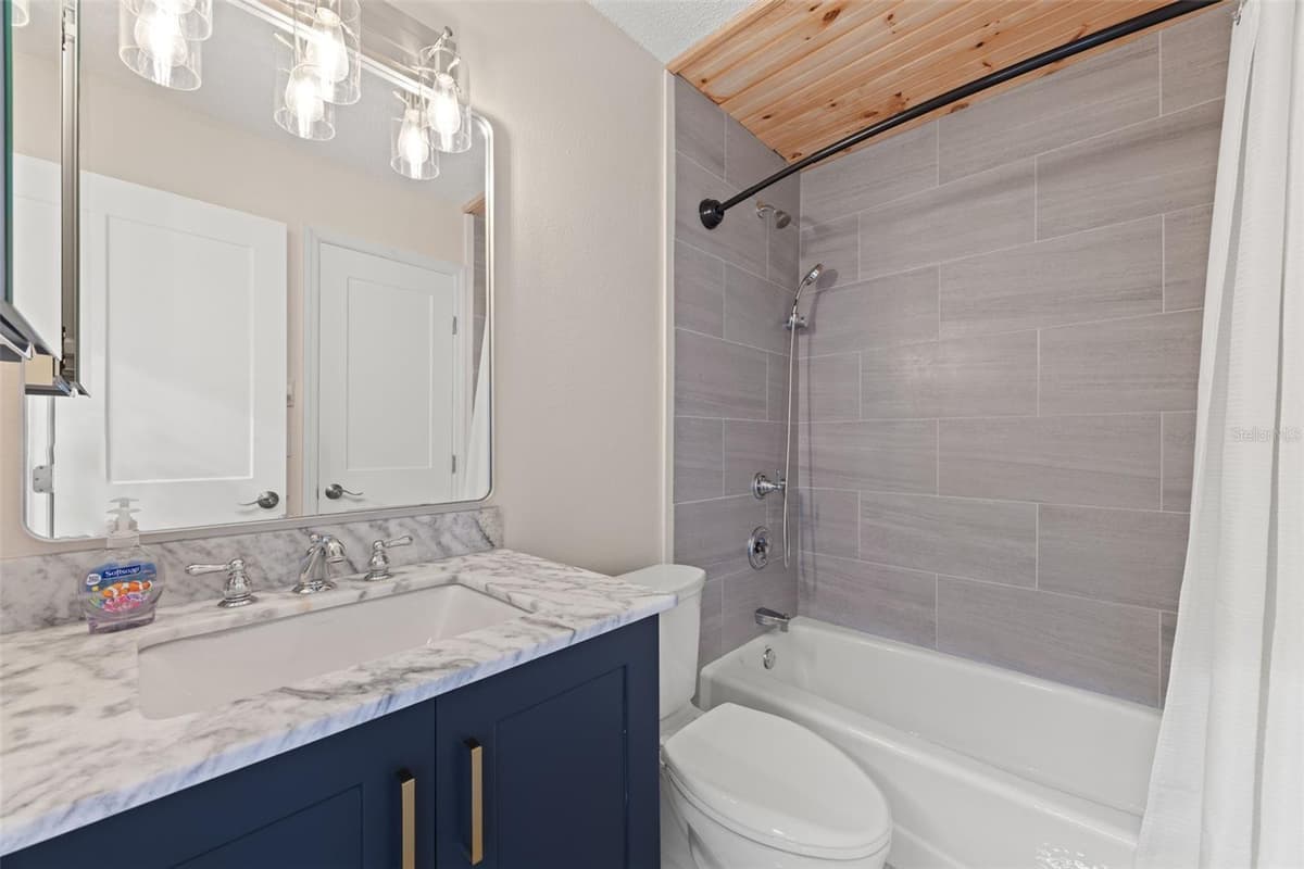 367 MADEIRA CIRCLE — photo 21 of 55