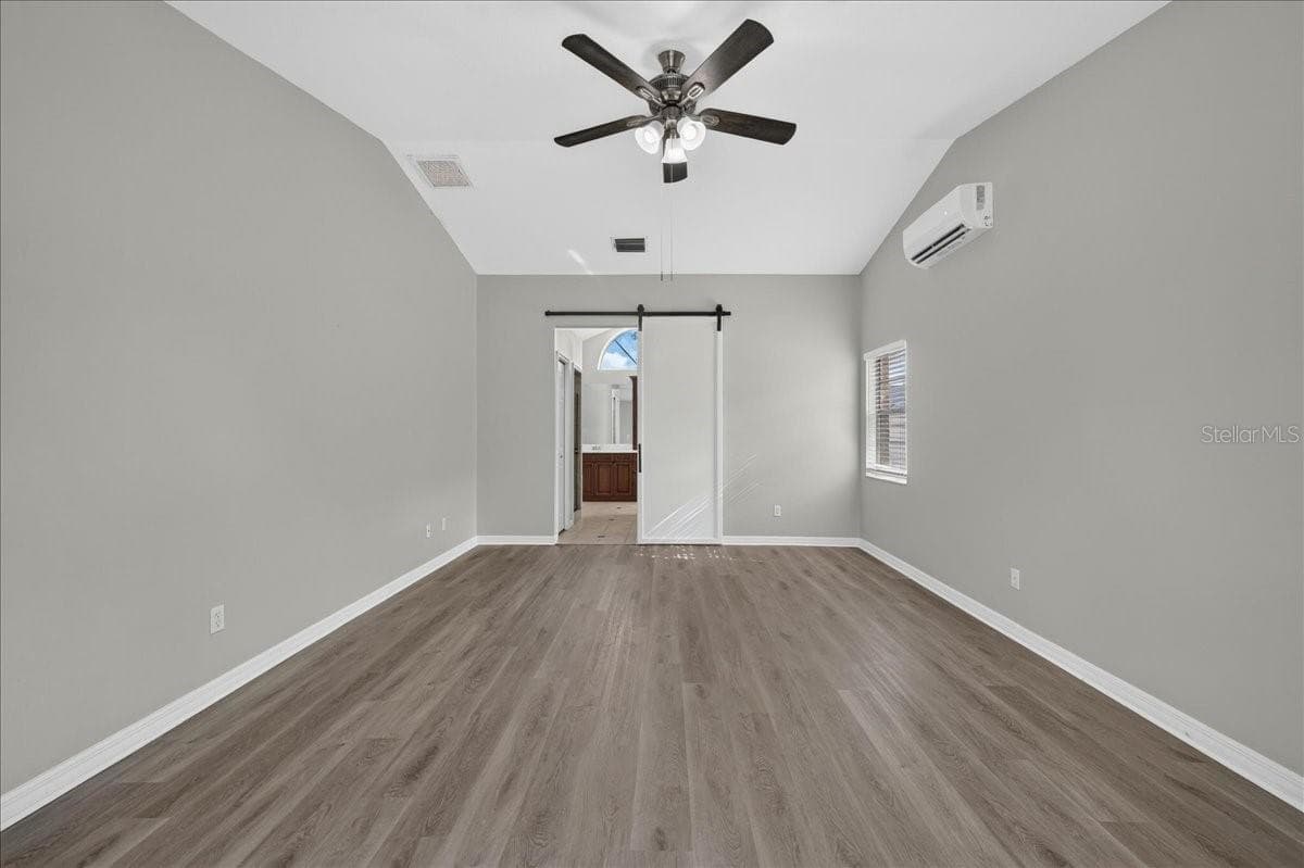 854 CHRISTINA CIRCLE — photo 22 of 41