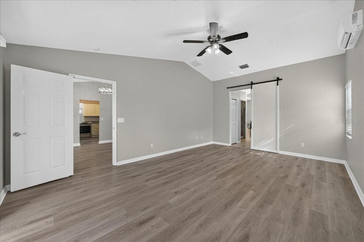 854 CHRISTINA CIRCLE — photo 20 of 41