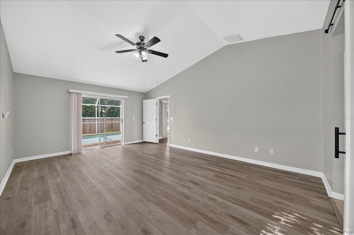 854 CHRISTINA CIRCLE — photo 21 of 41