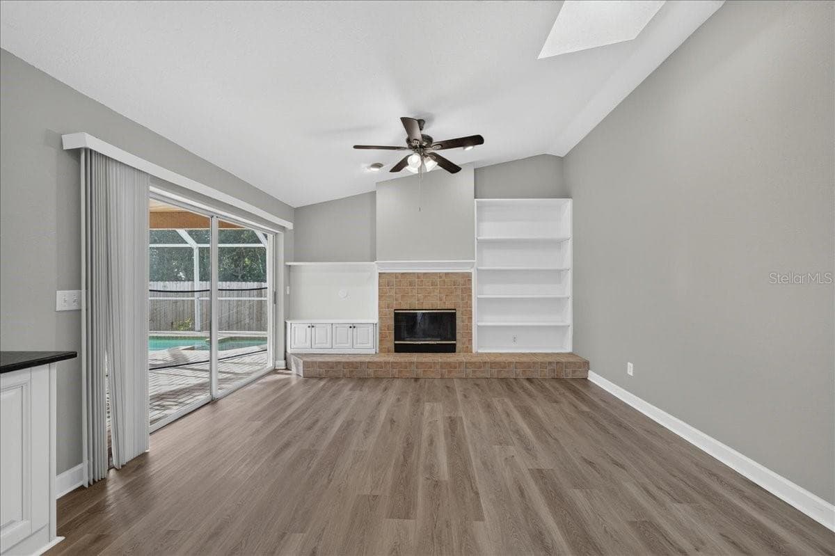 854 CHRISTINA CIRCLE — photo 18 of 41