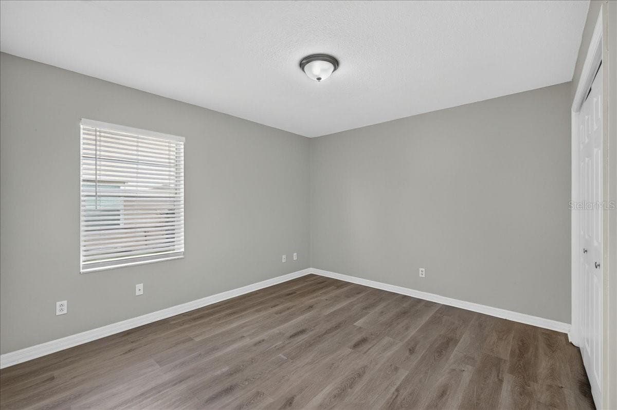 854 CHRISTINA CIRCLE — photo 26 of 41