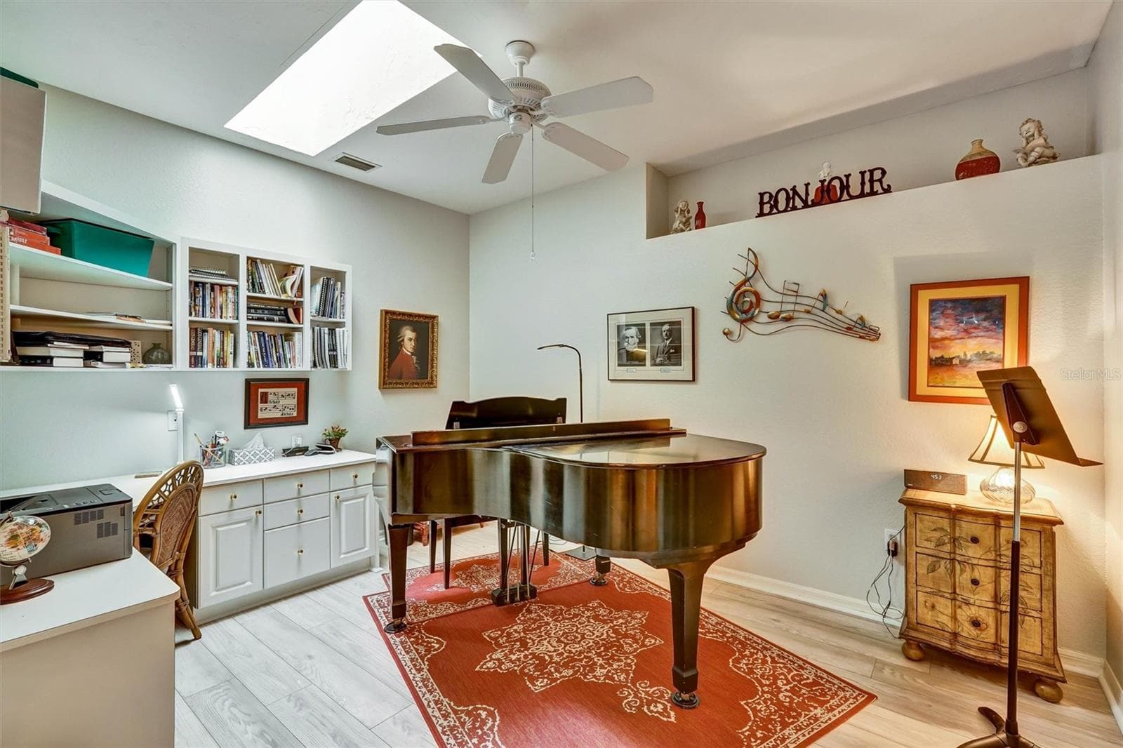 6929 STONEYWALK COURT — photo 13 of 52