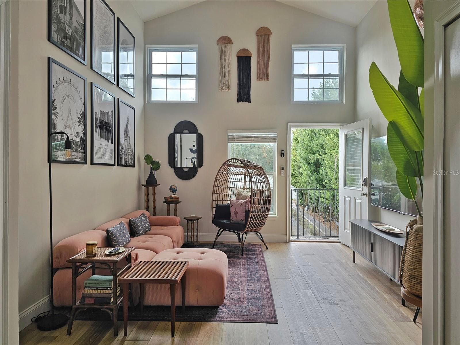 1505 CATHERINE STREET — photo 31 of 54