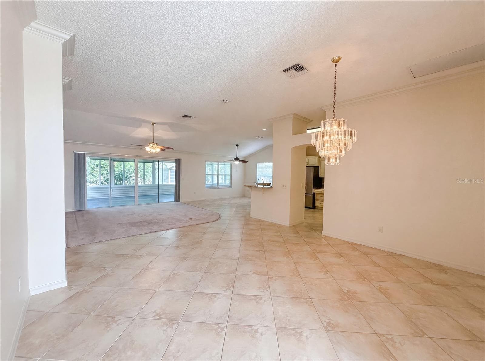 1422 SEGOVIA PLACE — photo 8 of 26