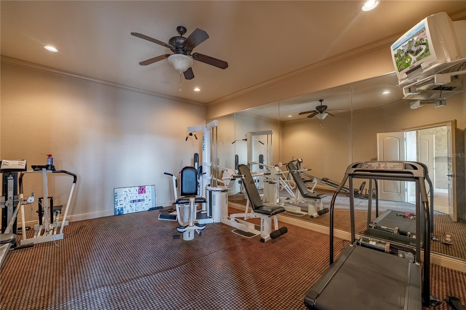 1408 LAKE WHITNEY DRIVE — photo 36 of 80