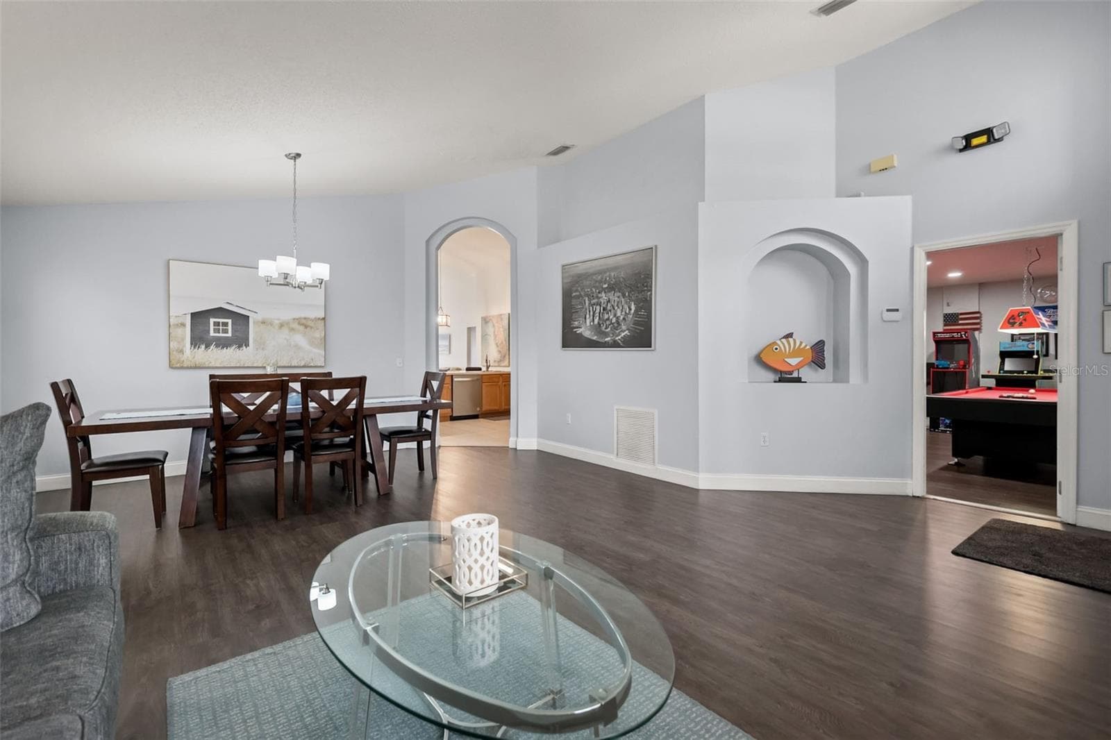948 LAKE BERKLEY DRIVE — photo 18 of 37