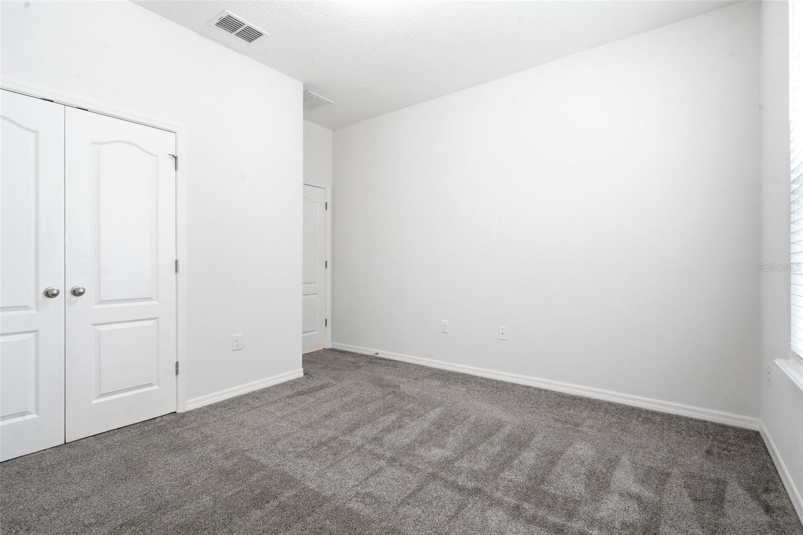 315 FREESIA COURT — photo 32 of 40