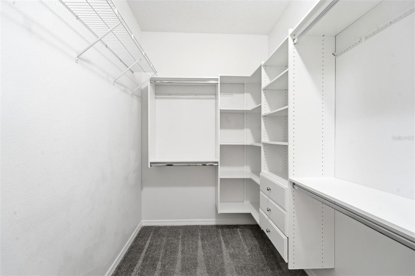 315 FREESIA COURT — photo 33 of 40