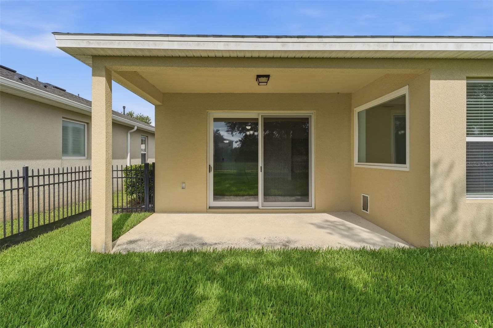 315 FREESIA COURT — photo 6 of 40