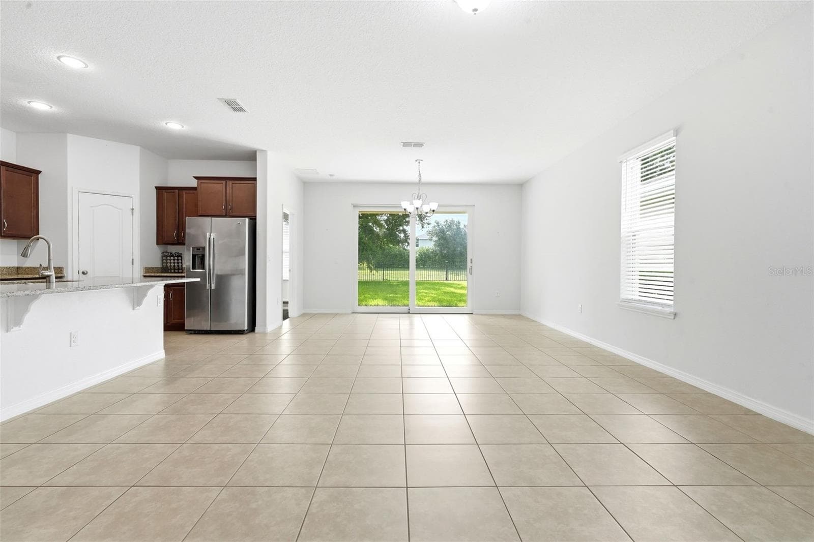 315 FREESIA COURT — photo 19 of 40