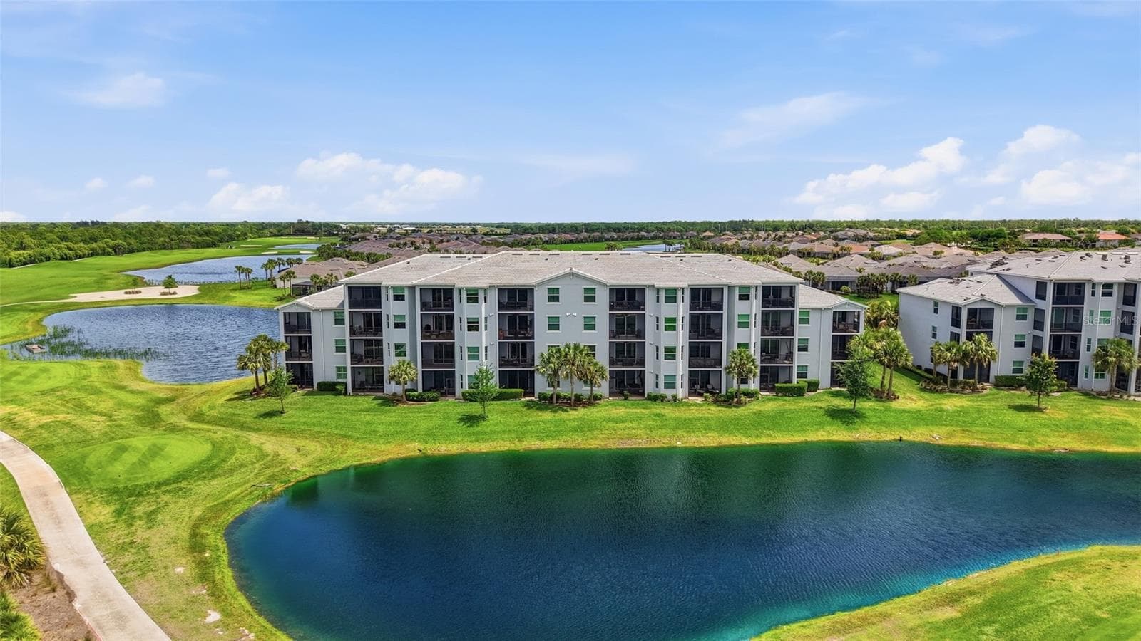 14041 HERITAGE LANDING BOULEVARD — photo 32 of 72
