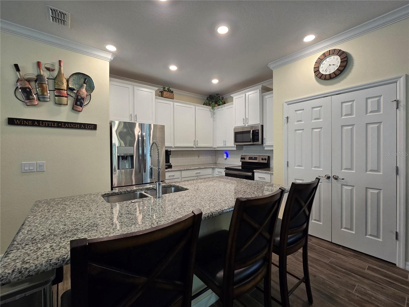 373 VESTRELLA DRIVE — photo 10 of 25