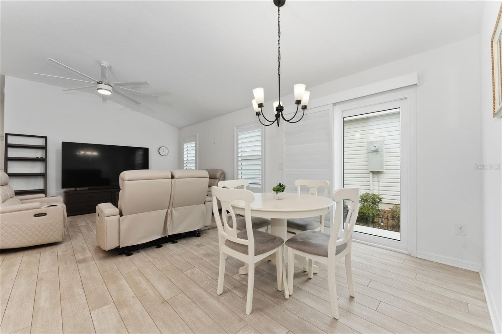 7634 CHERYL COURT — photo 8 of 48