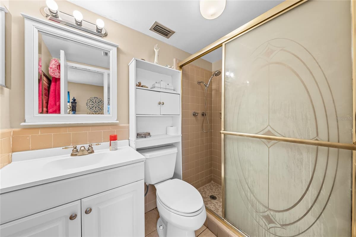 2208 GARDENIA WAY — photo 8 of 28