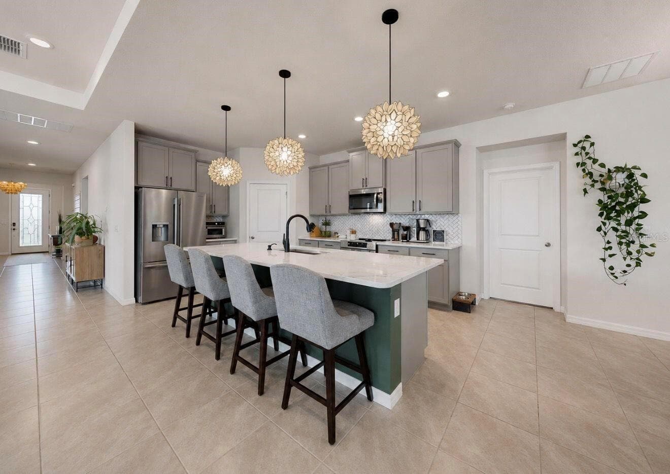 11043 TAMARACK PLACE — photo 13 of 57