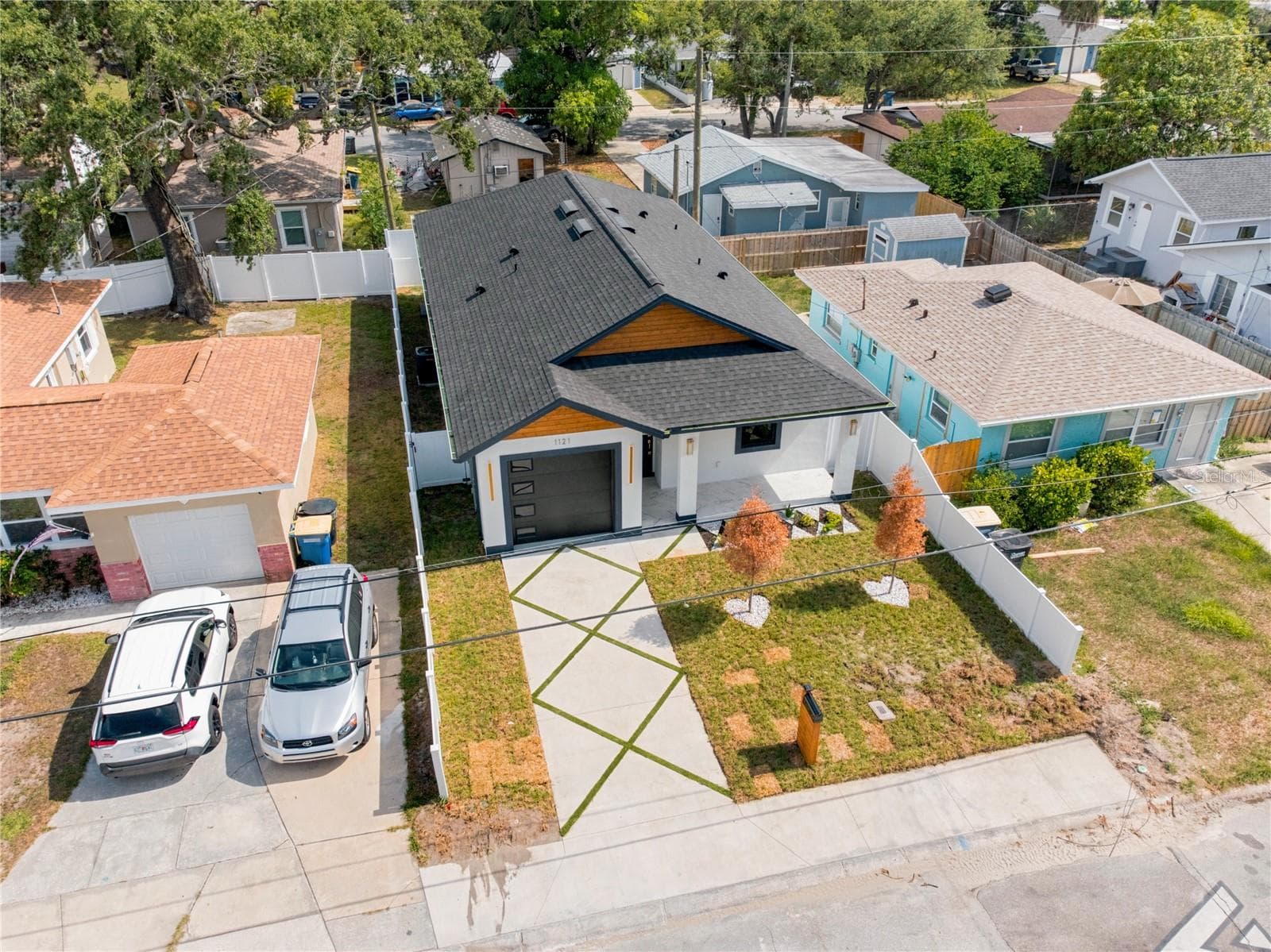 1121 ENGMAN STREET — photo 38 of 44