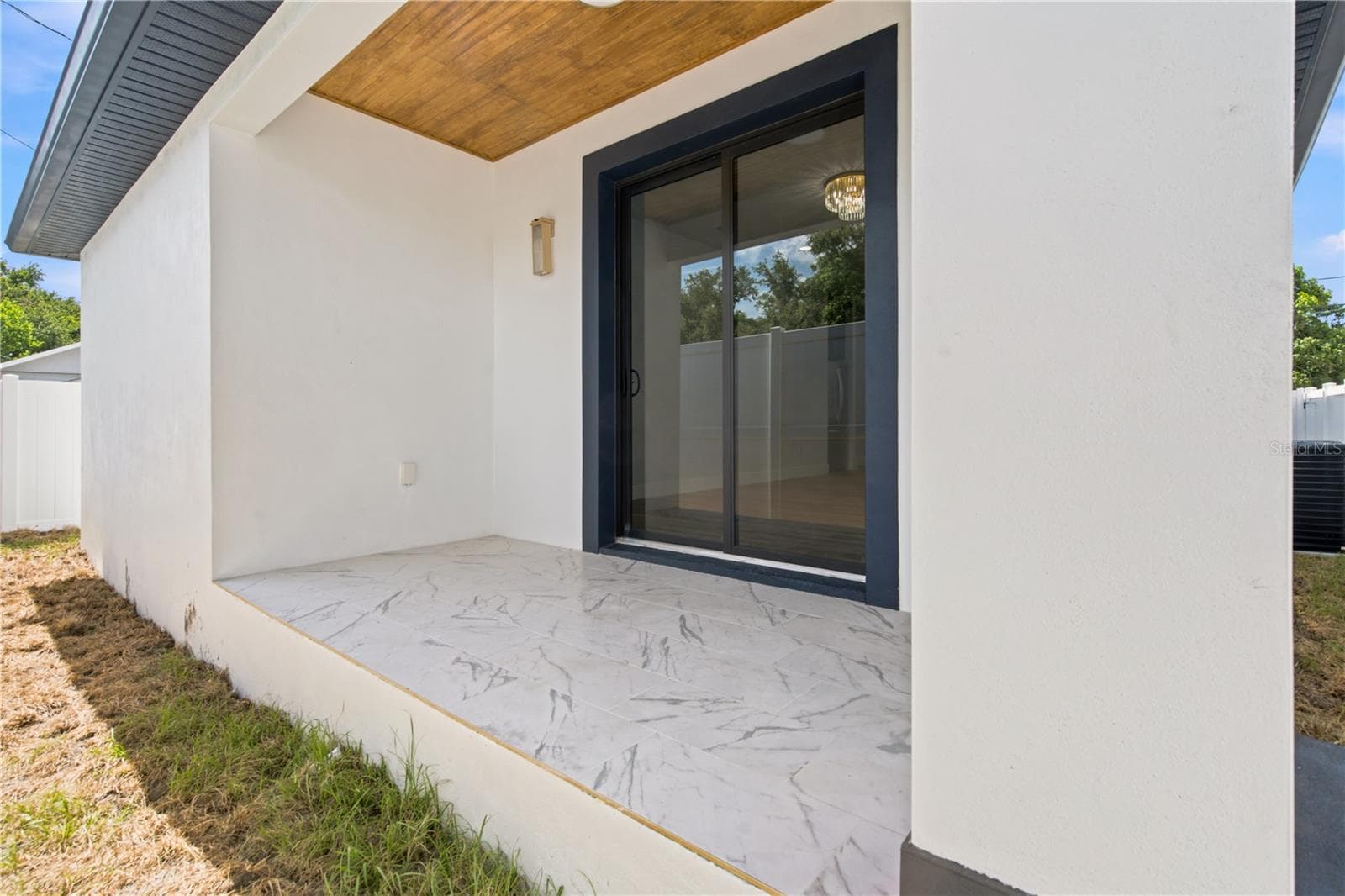 1121 ENGMAN STREET — photo 35 of 44