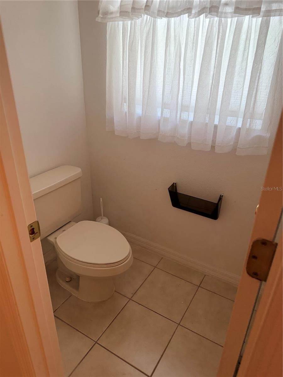 941 SHOREHAVEN DRIVE — photo 18 of 23