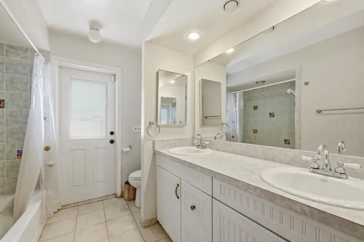 71 TARPON CIRCLE — photo 16 of 24