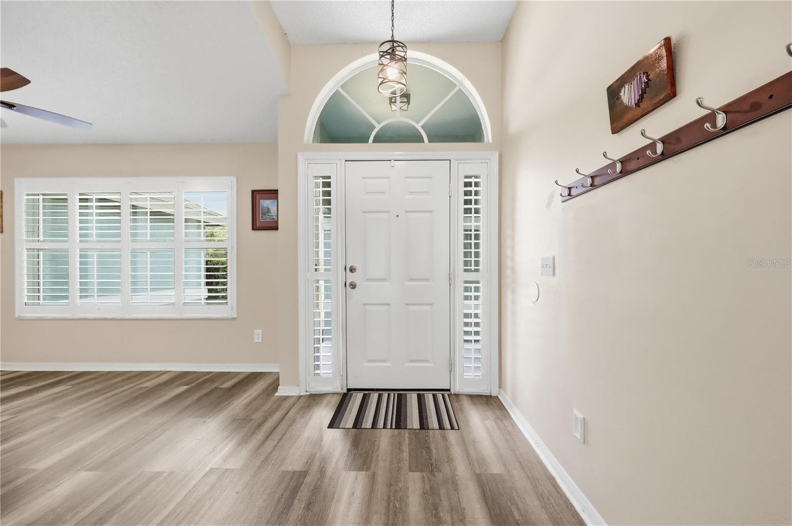 18224 APSHAWA ROAD — photo 5 of 56