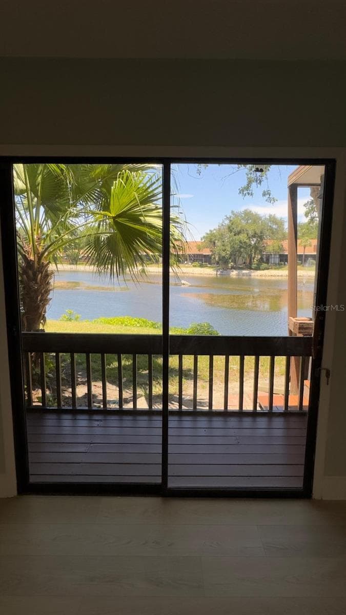 4525 PARK LAKE TERRACE — photo 33 of 38