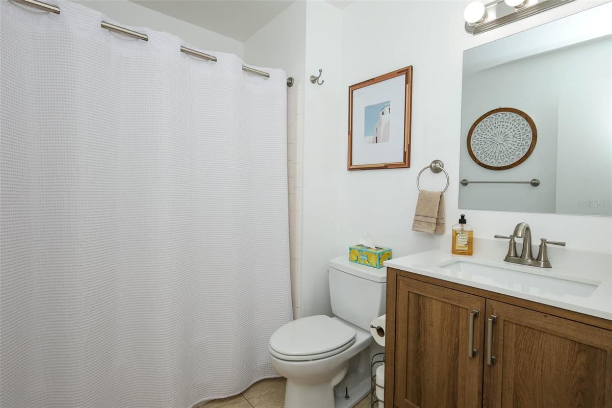 455 MEADOWOOD BOULEVARD — photo 20 of 26