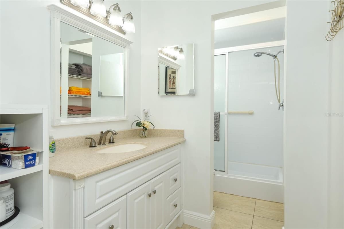 455 MEADOWOOD BOULEVARD — photo 17 of 26