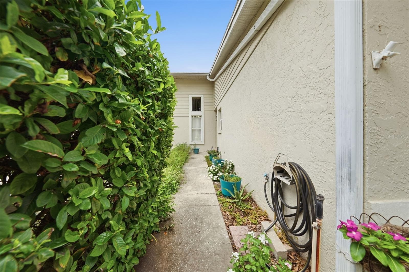 8928 VILLAGE GREEN BOULEVARD — photo 7 of 31
