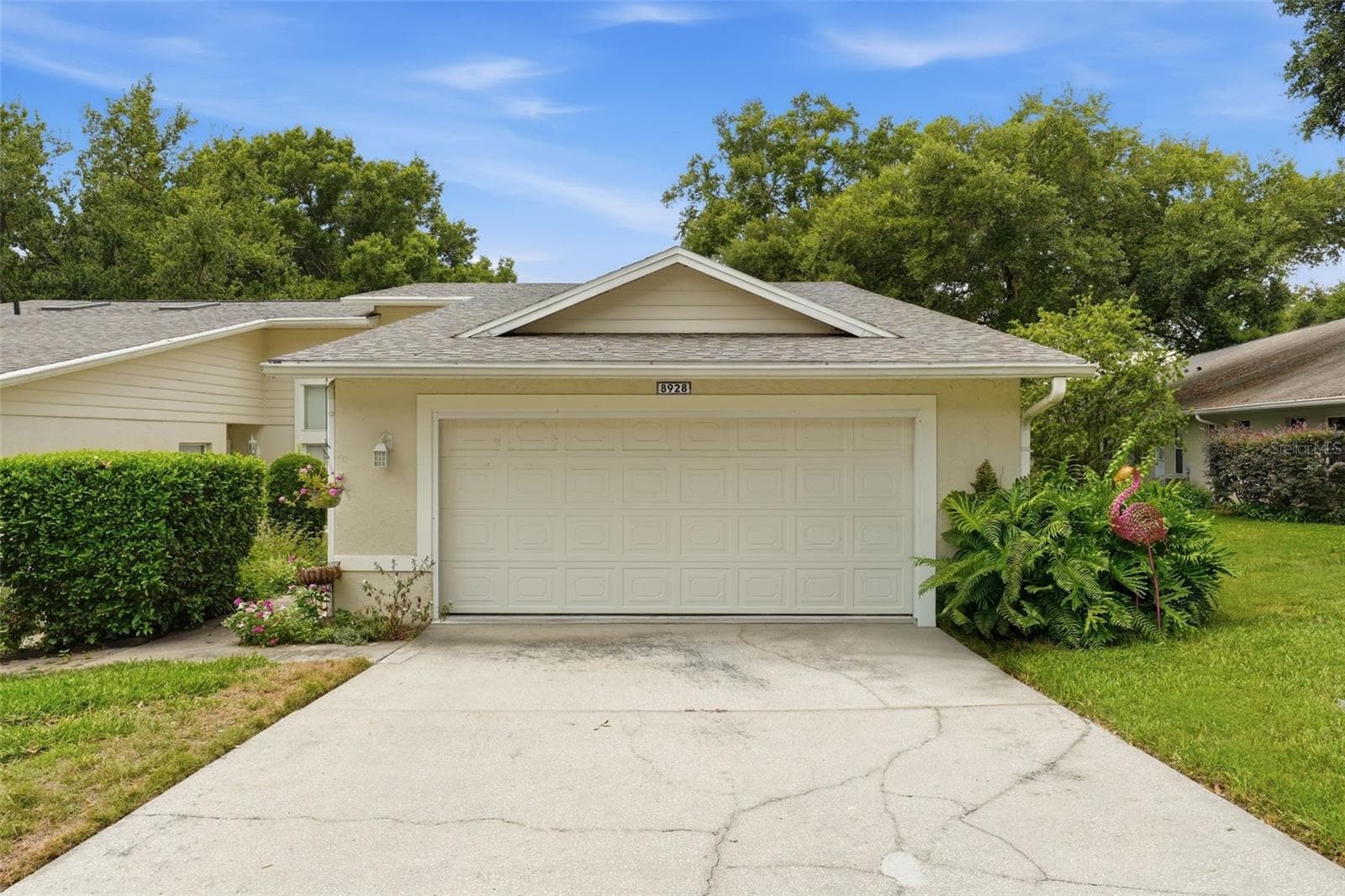 8928 VILLAGE GREEN BOULEVARD — photo 1 of 31