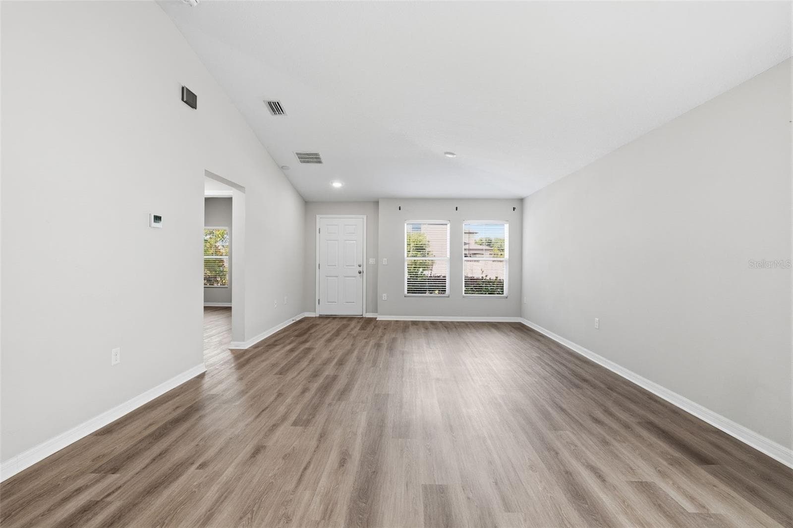 13011 PENNYBROOK DRIVE — photo 9 of 41