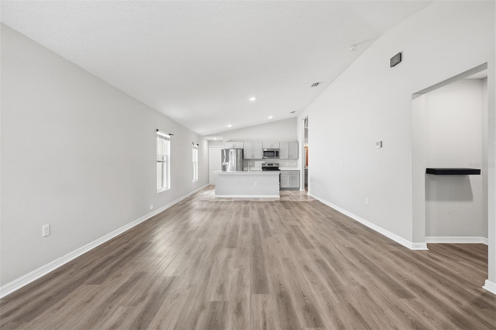 13011 PENNYBROOK DRIVE — photo 6 of 41