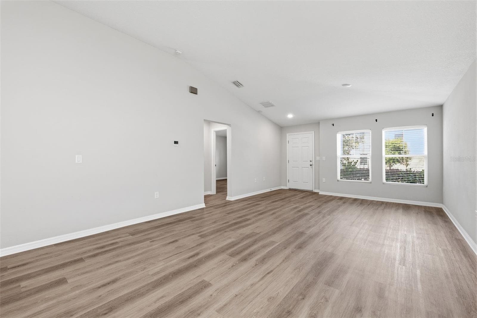 13011 PENNYBROOK DRIVE — photo 7 of 41