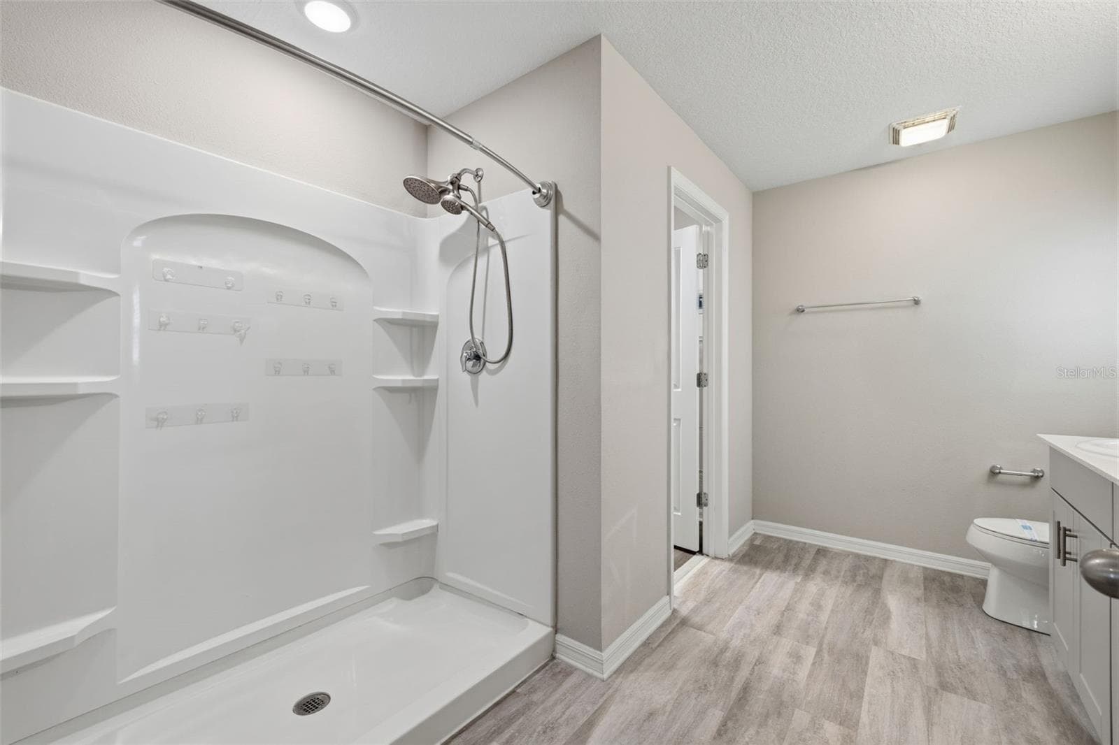 13011 PENNYBROOK DRIVE — photo 15 of 41