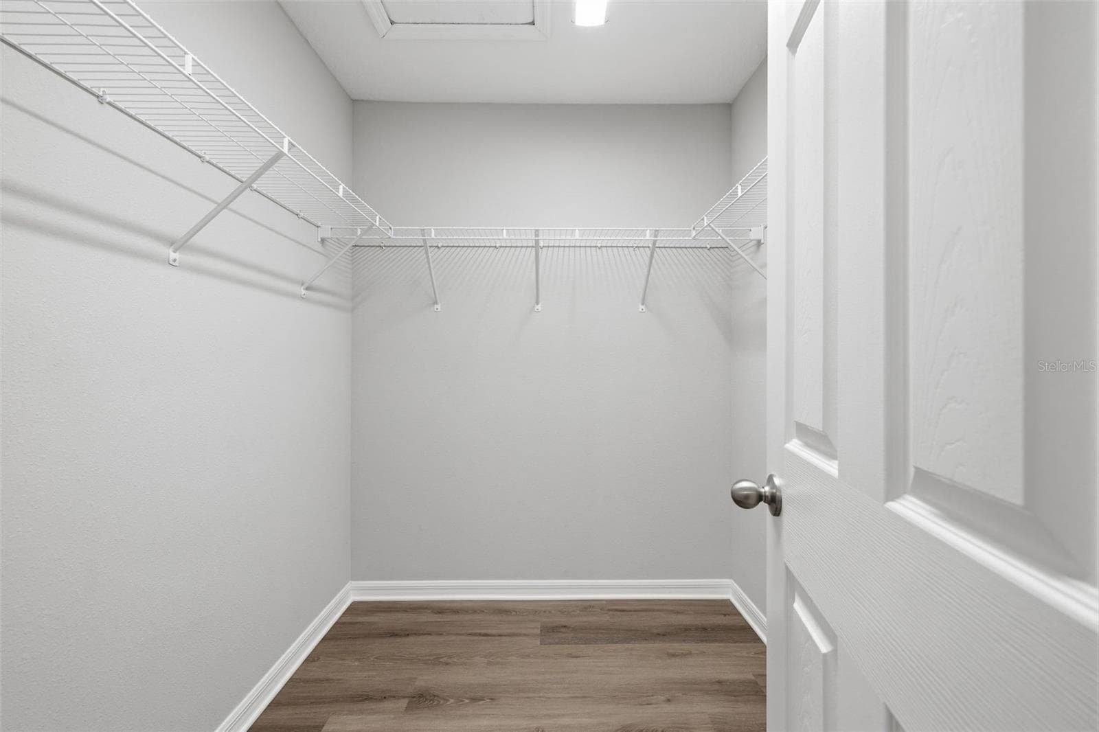 13011 PENNYBROOK DRIVE — photo 17 of 41